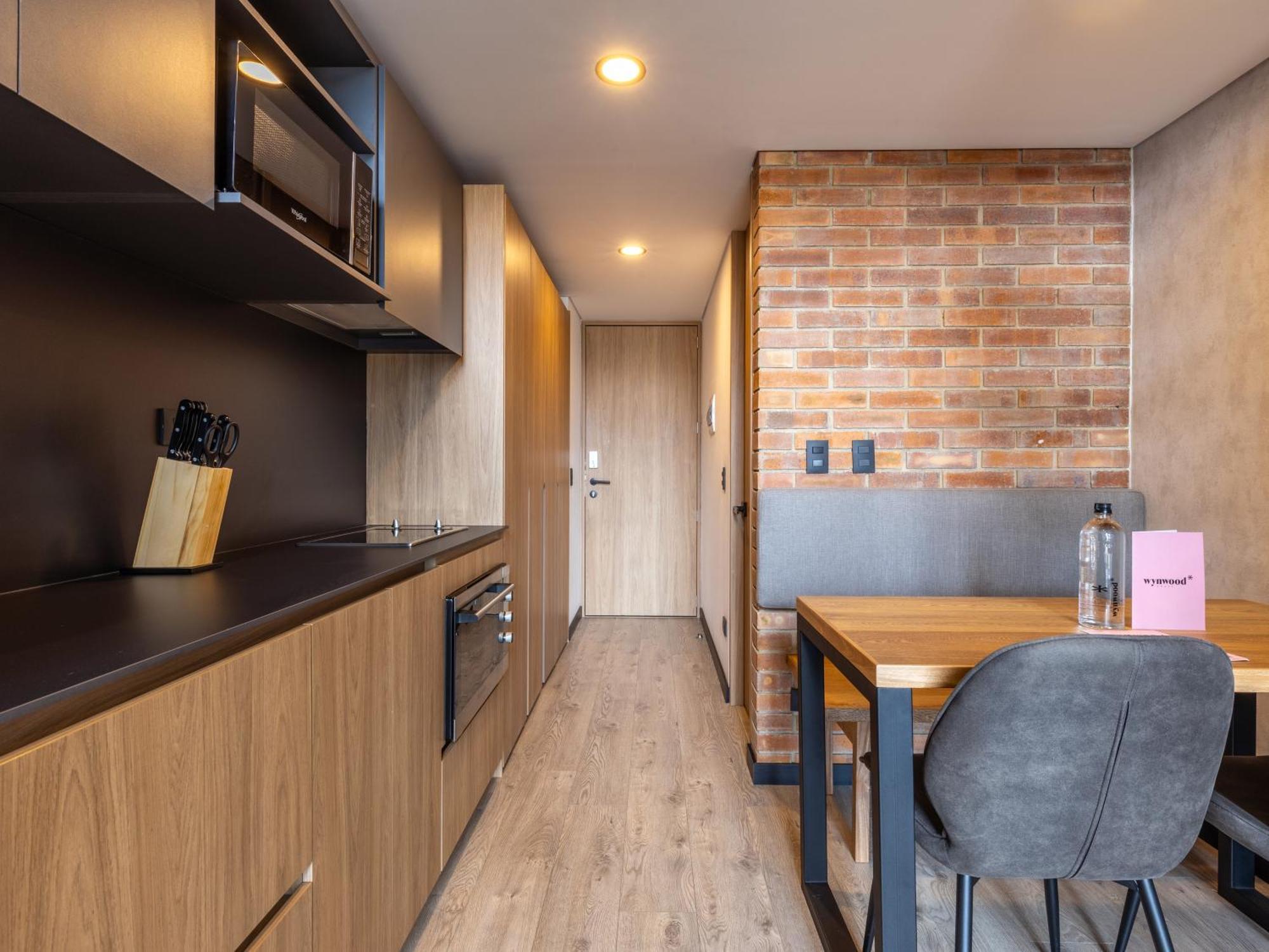 Wynwood House Stylish Loft In El Polo Modern & Apartahotel