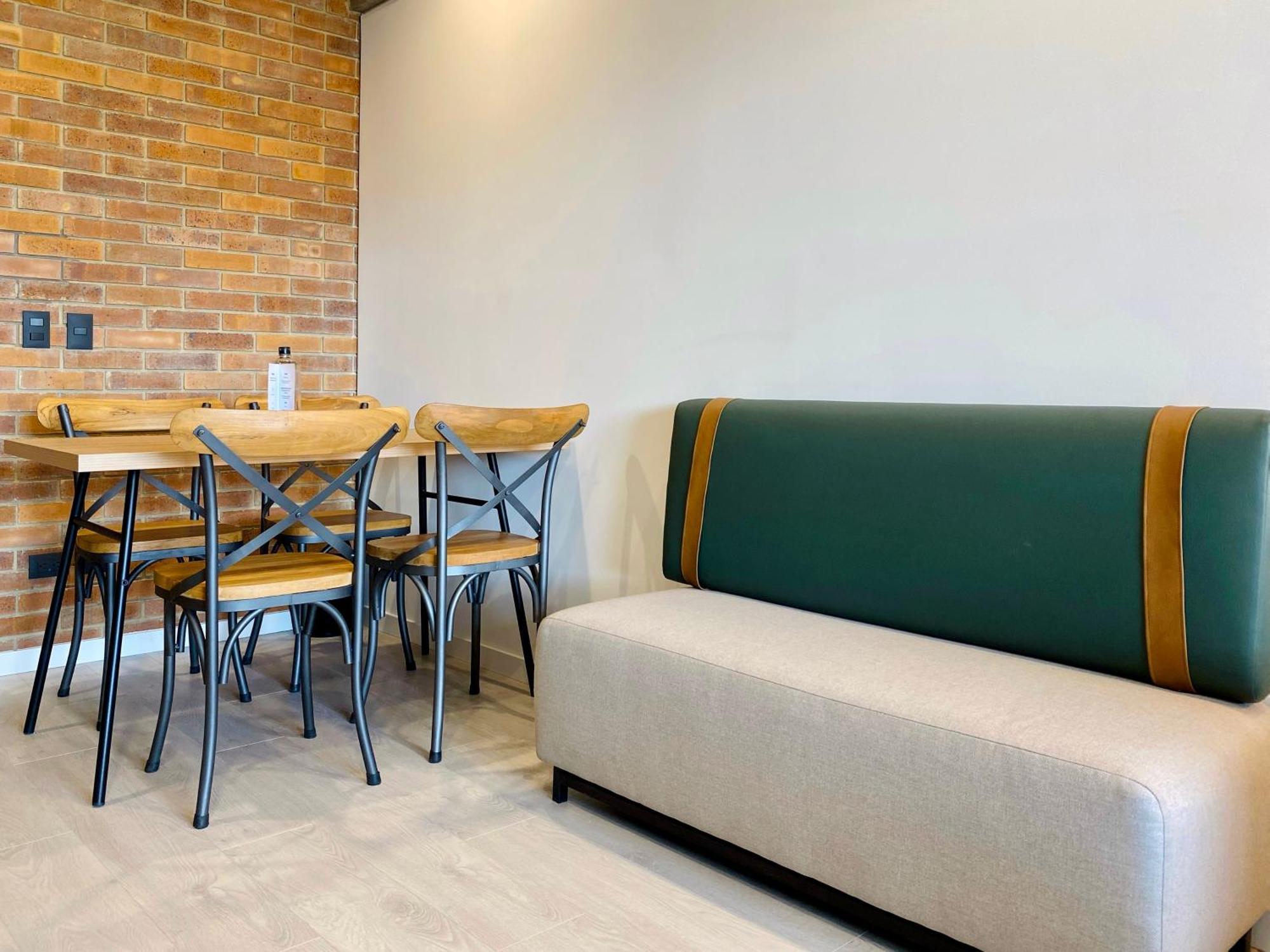 Apartahotel Wynwood House Stylish Loft In El Polo Modern &