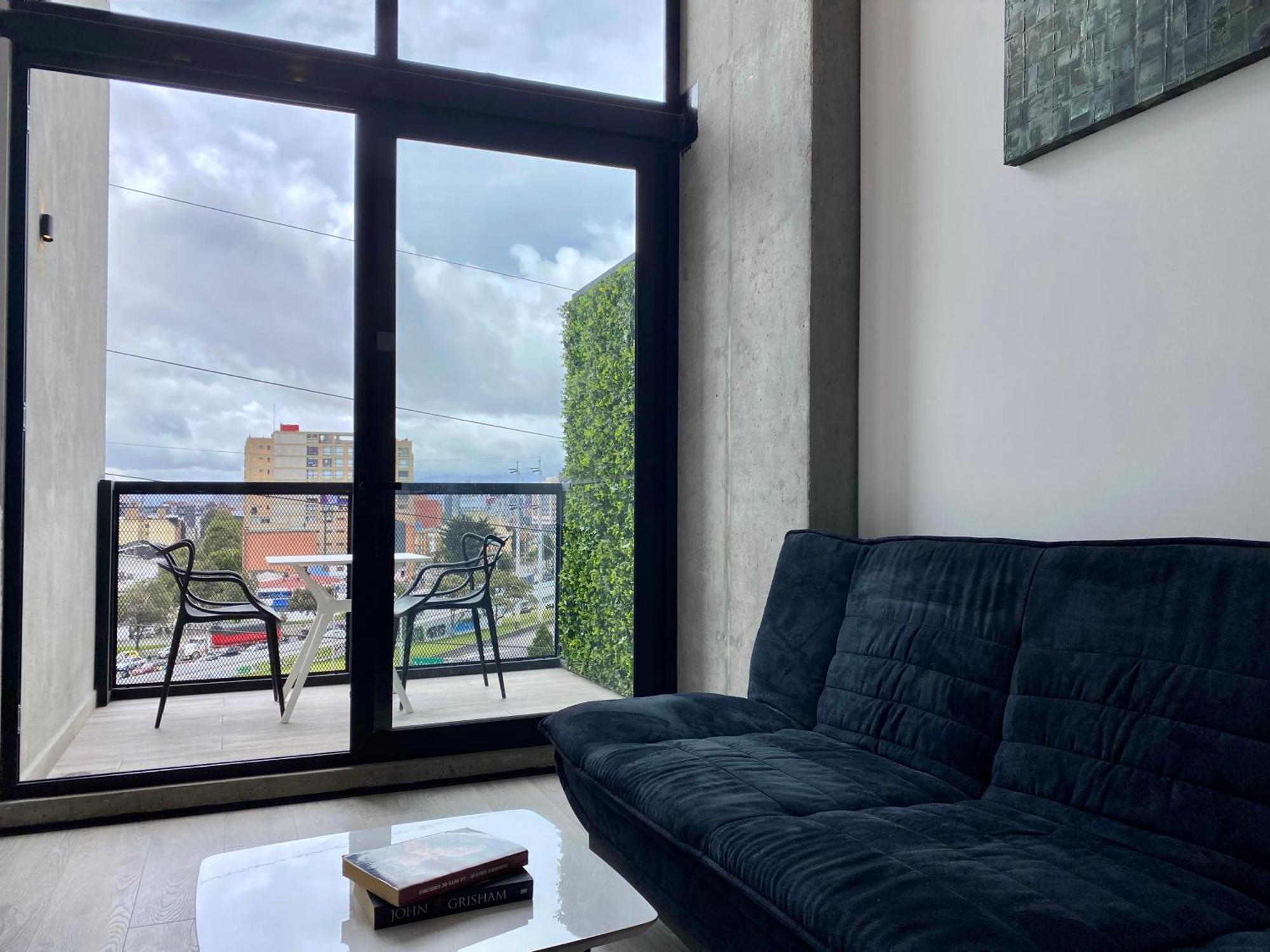 Wynwood House Stylish Loft In El Polo Modern & Apartahotel