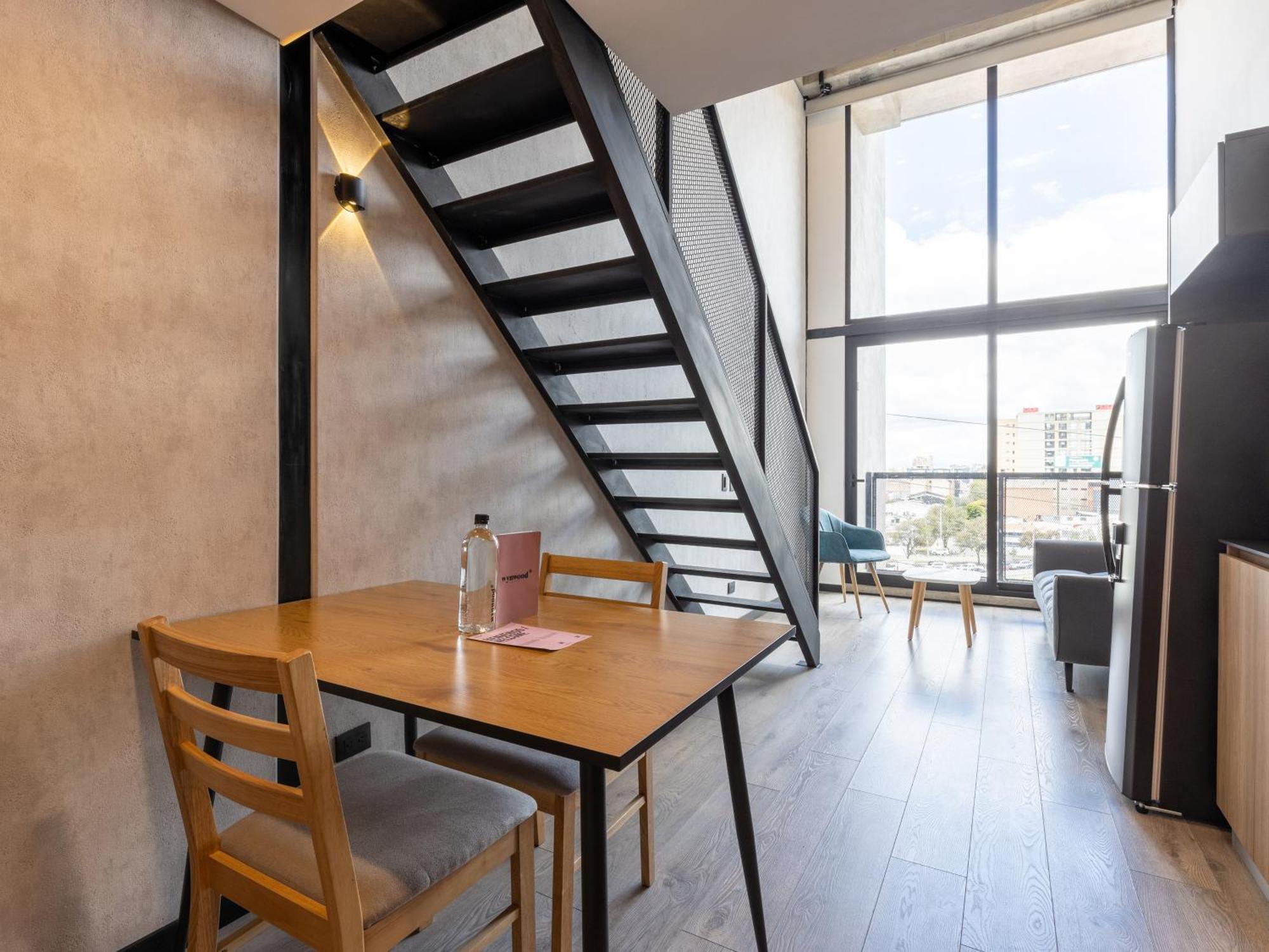 Wynwood House Stylish Loft In El Polo Modern &