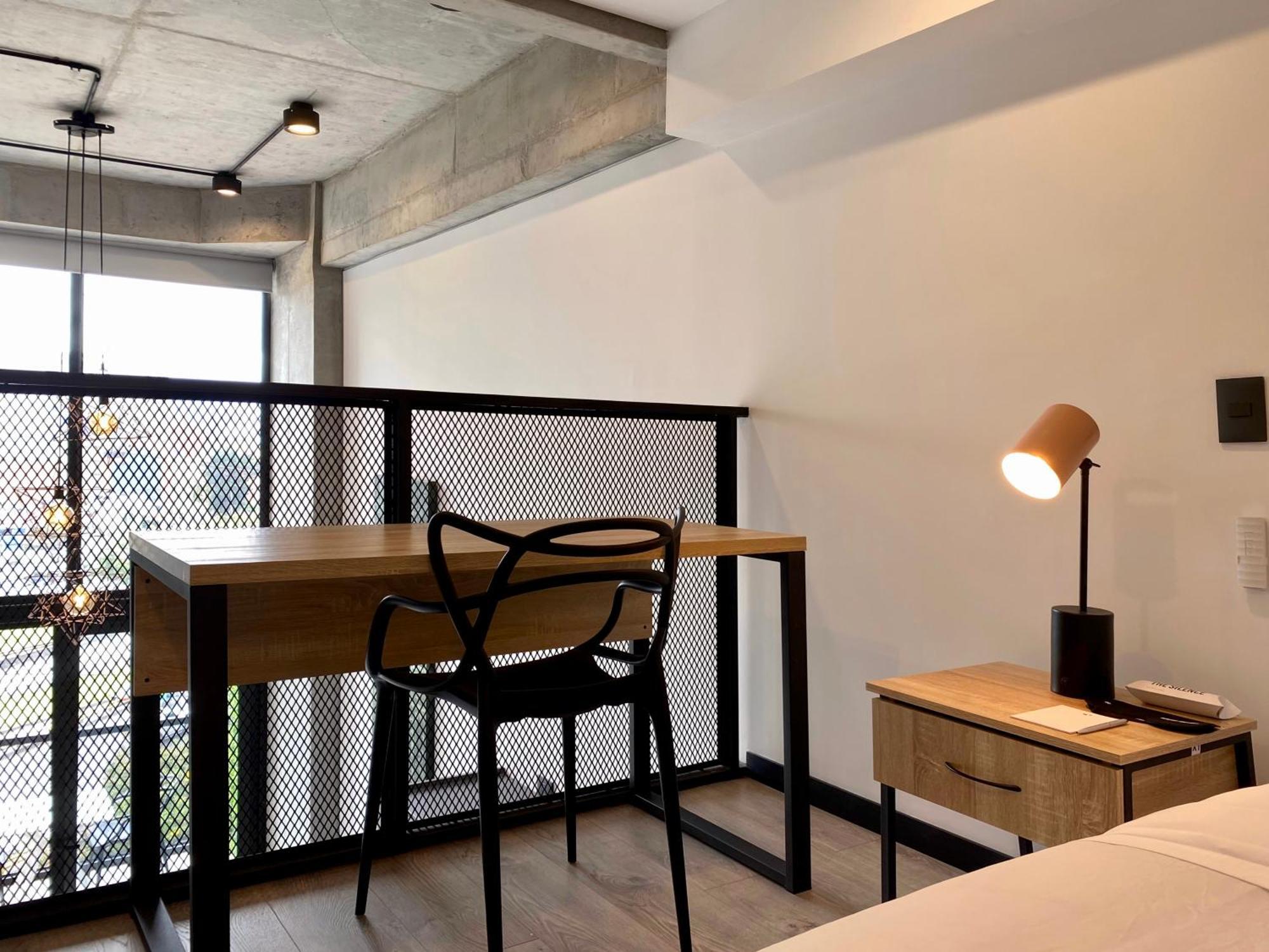 Wynwood House Stylish Loft In El Polo Modern &